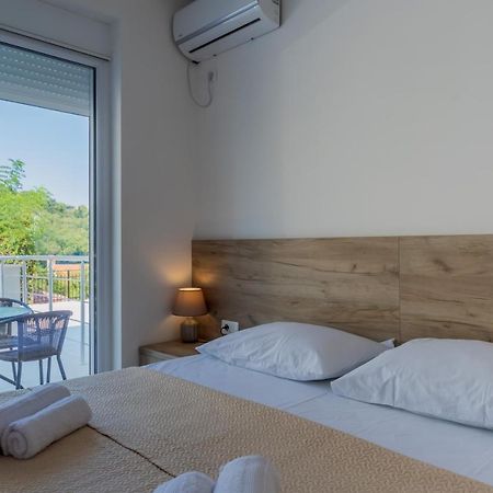 Grejm Lux Family Apartments Petrovac Eksteriør bilde