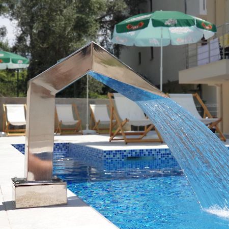 Grejm Lux Family Apartments Petrovac Eksteriør bilde