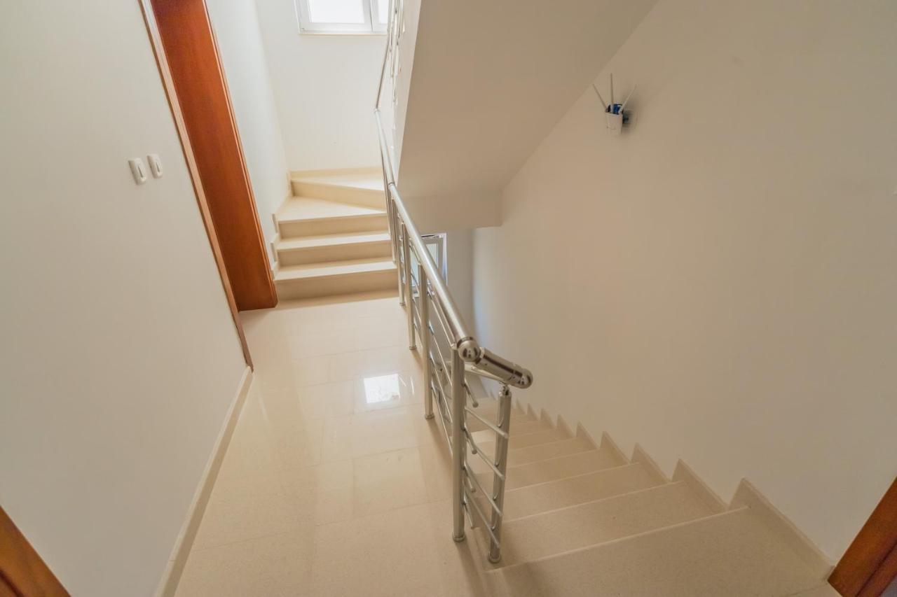 Grejm Lux Family Apartments Petrovac Eksteriør bilde
