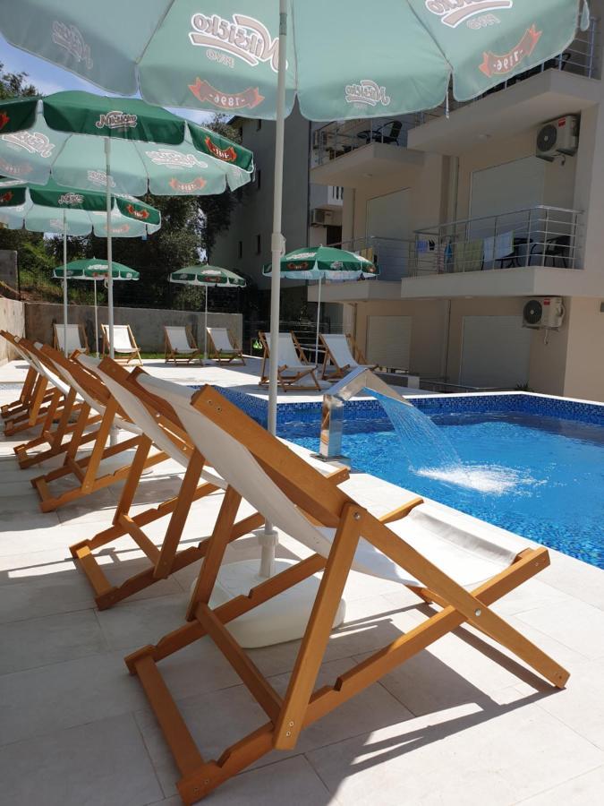 Grejm Lux Family Apartments Petrovac Eksteriør bilde